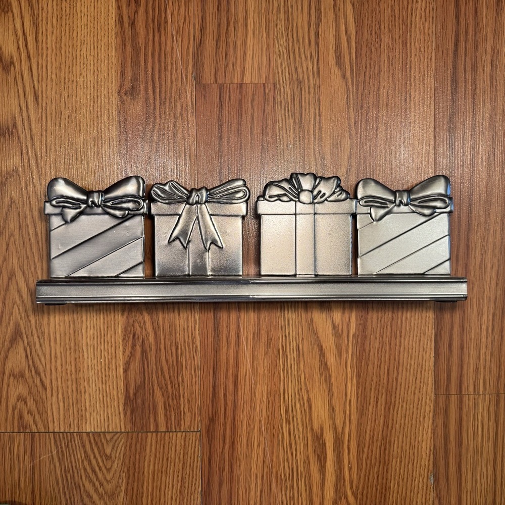 Hallmark Holiday/Birthday card holder and photo stand